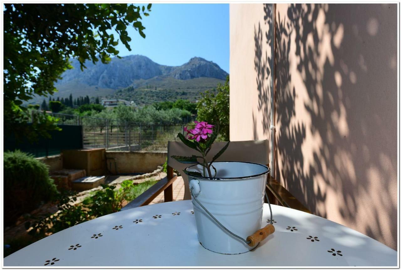 Cozy Home With Great View In Ancient Korinth Exterior foto